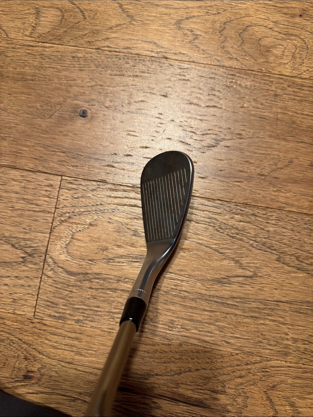 Callaway women Jaws Raw 56 degree 12W sand Wedge - Picture 2 of 6